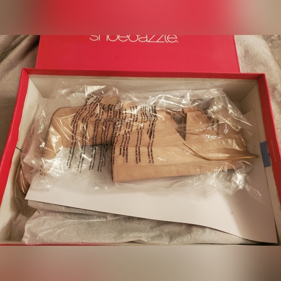 NEW Shoedazzle Dyonne Heeled Boot. Size 7. Blush color. - Picture 5 of 8